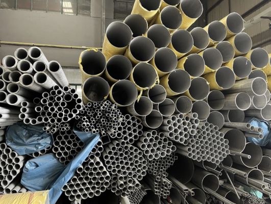 ASTM A312 A204 304 316L الأنابيب المقاومة للصدأ المستديرة المربعة