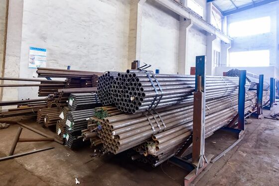 الأنابيب/الأنابيب الفولاذية غير الملحومة ASTM