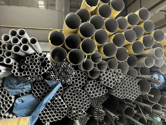 أنابيب بلا خيوط من الفولاذ المقاوم للصدأ Sch 20 40 80 ، ASTM A106 DN50 DN65 DN80